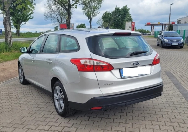 Ford Focus cena 26990 przebieg: 210000, rok produkcji 2015 z Kutno małe 466